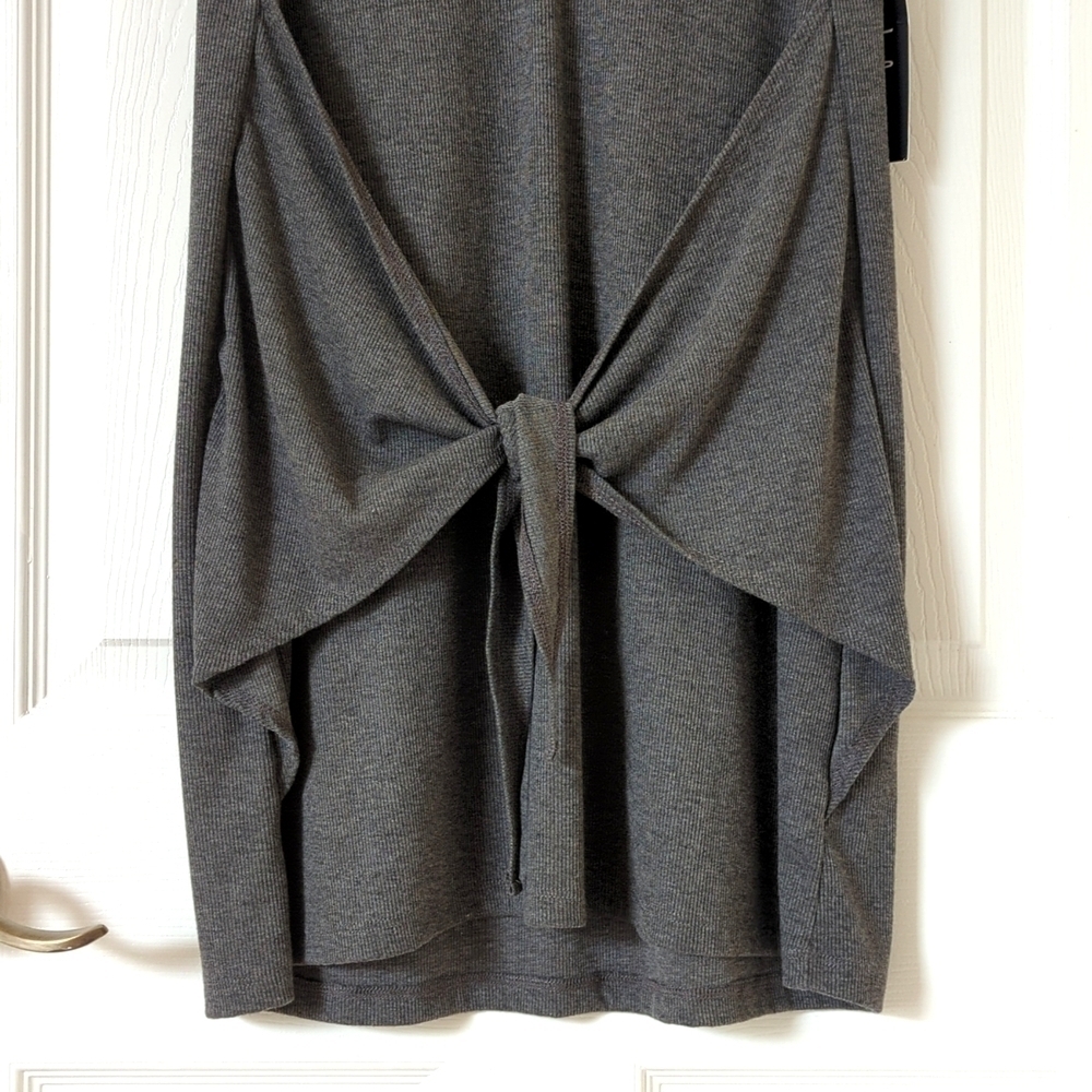 Lulus Live In Love Ribbed Knit V-neck Tie Knot Front Mini T-shirt Dress Gray M - Picture 8 of 13